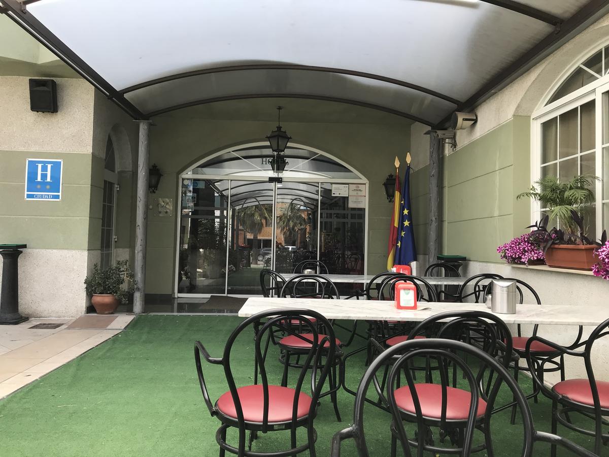 Hospedium Hotel Twist Torredonjimeno エクステリア 写真
