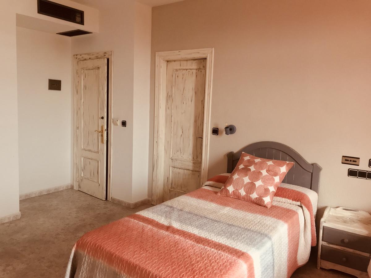 Hospedium Hotel Twist Torredonjimeno エクステリア 写真